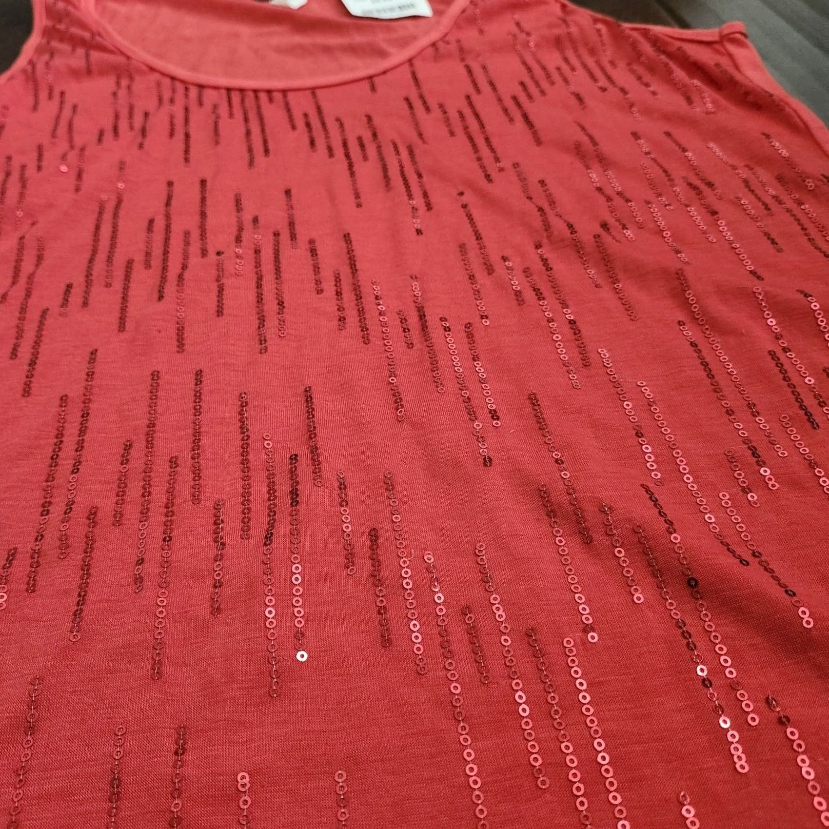 Vintage Say Anything Women's Red Short Sleeve Sequin Top 2X Pullover Casual Party/Cocktail Summer Spring Fall Womens Regular Short Sleeve Sequin Red 2X Size XXL / US 16-18 / IT 52-54 - 5 Thumbnail