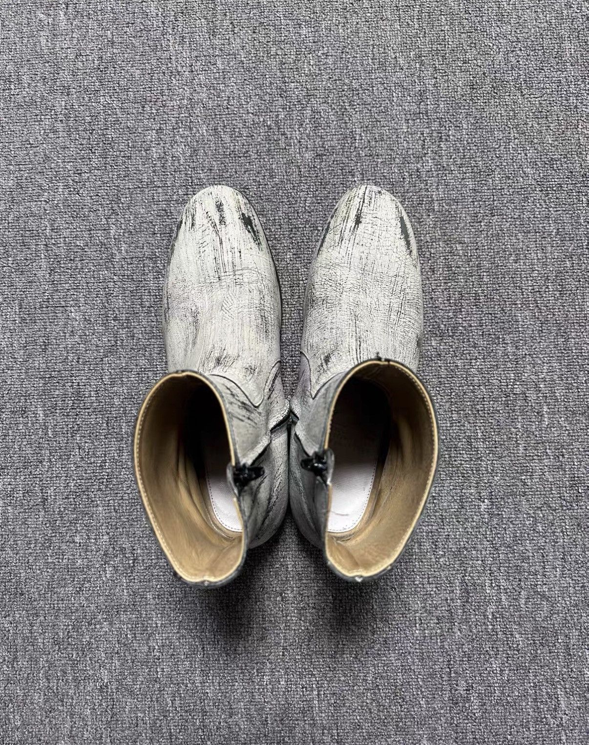 Maison Margiela Maison Margiela Whitewashed Chelsea Boots J37 Size US 8.5 / EU 41-42 - 6 Thumbnail
