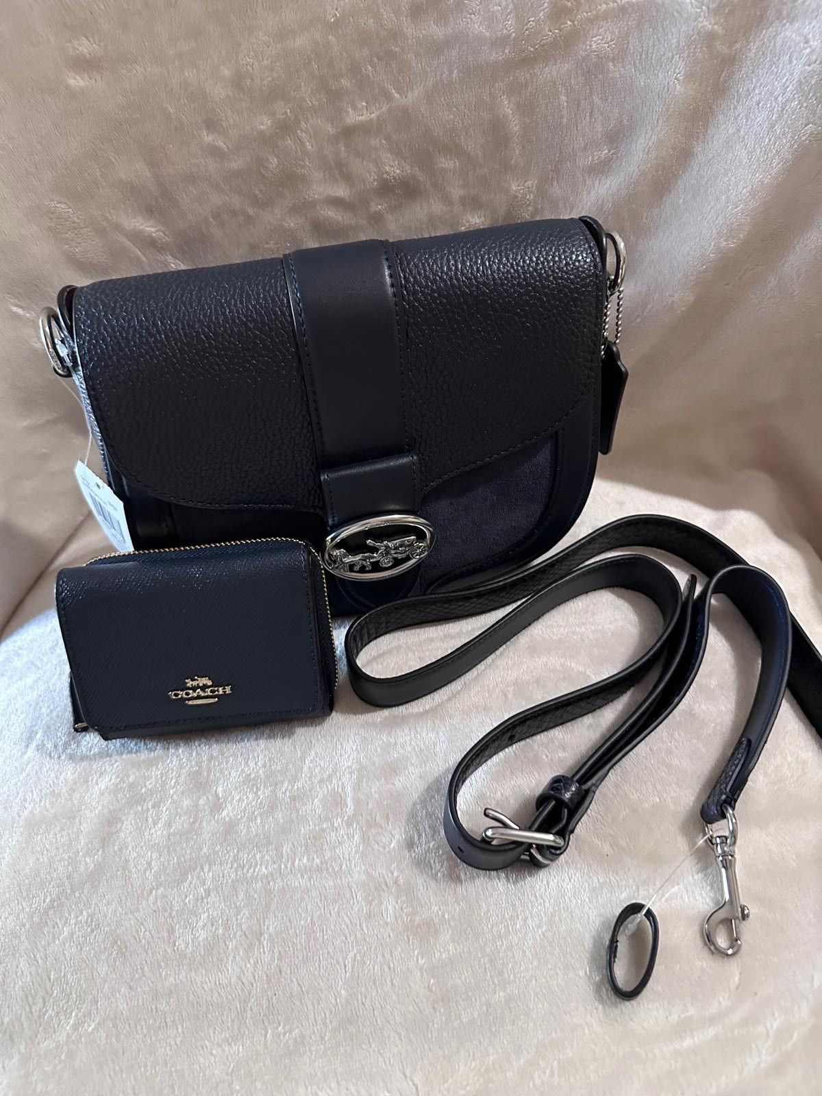 Coach Coach Women's Leather & Suede Shoulder Bag w/Matching Wallet Size ONE SIZE - 5 Thumbnail
