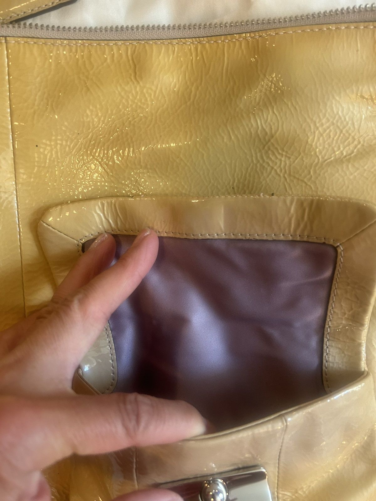 Coach KRI PATENT HOBO Size ONE SIZE - 3 Thumbnail