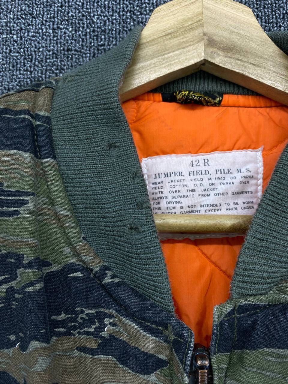 Vintage Vintage Made By Houston Jumper Field Camo Bomber Jacket Size US M / EU 48-50 / 2 - 15 Thumbnail