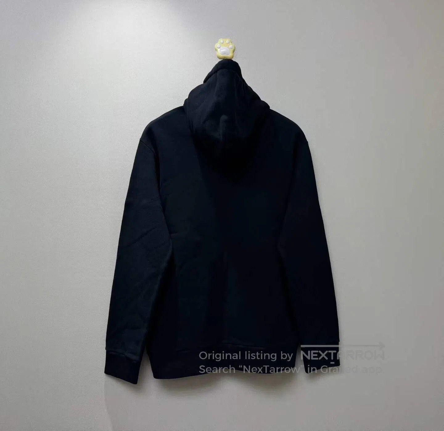 Louis Vuitton Louis Vuitton Black Pin Embroidered Letter Hoodie| Size US XL / EU 56 / 4 - 4 Thumbnail