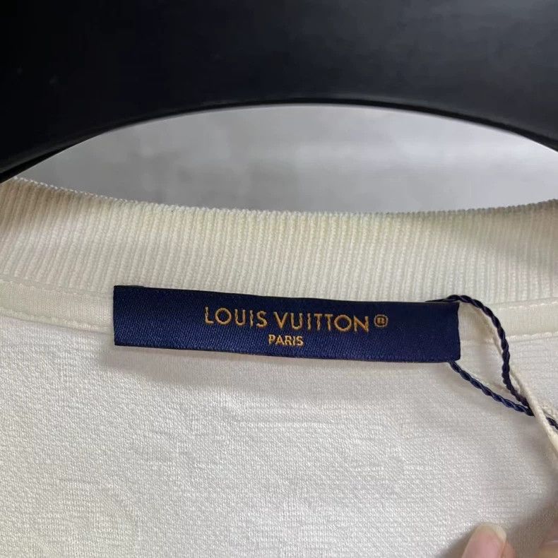 Louis Vuitton Louis Vuitton White dark stripe presbyopic 3D pocket short Size US L / EU 52-54 / 3 - 2 Thumbnail