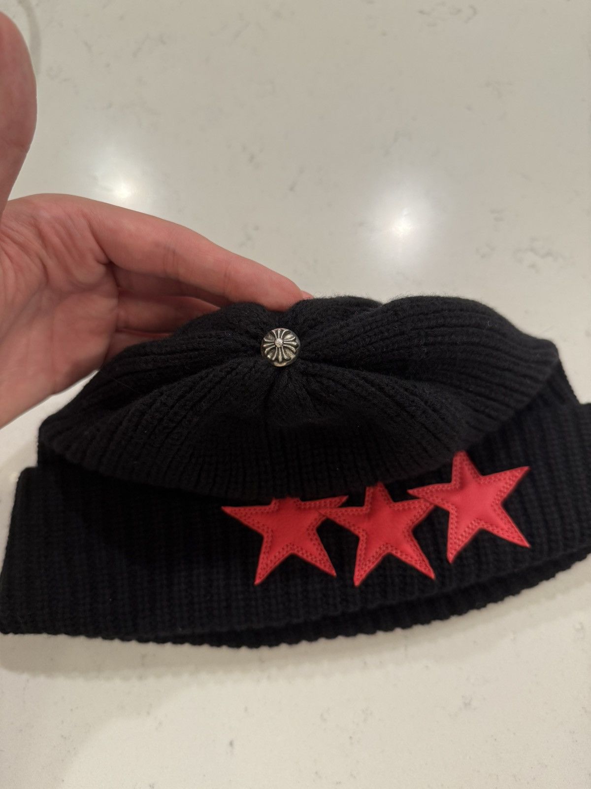 Chrome Hearts Chrome Hearts Sludge Red Star Leather Patch Beanie Black/Red Size ONE SIZE - 4 Thumbnail