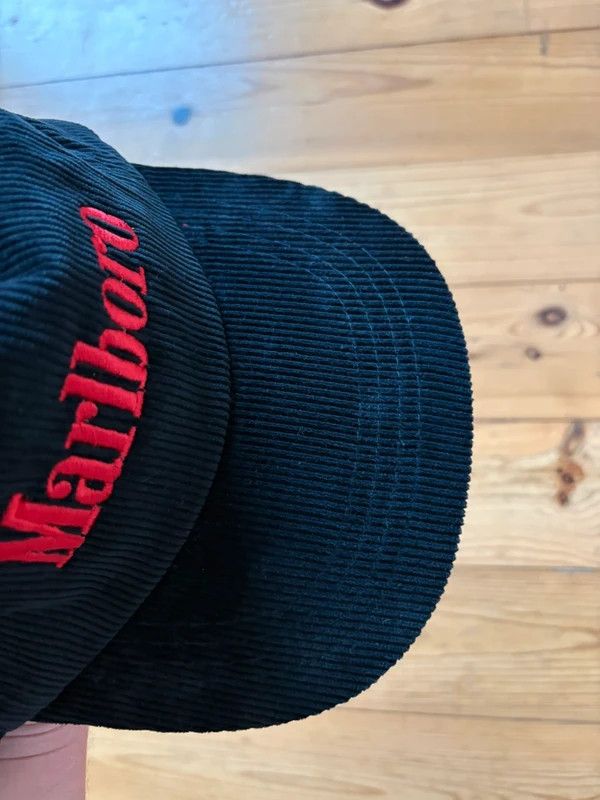 Marlboro NWT very rare 90s Marlboro Formula 1 black corduroy snapback Size ONE SIZE - 5 Thumbnail