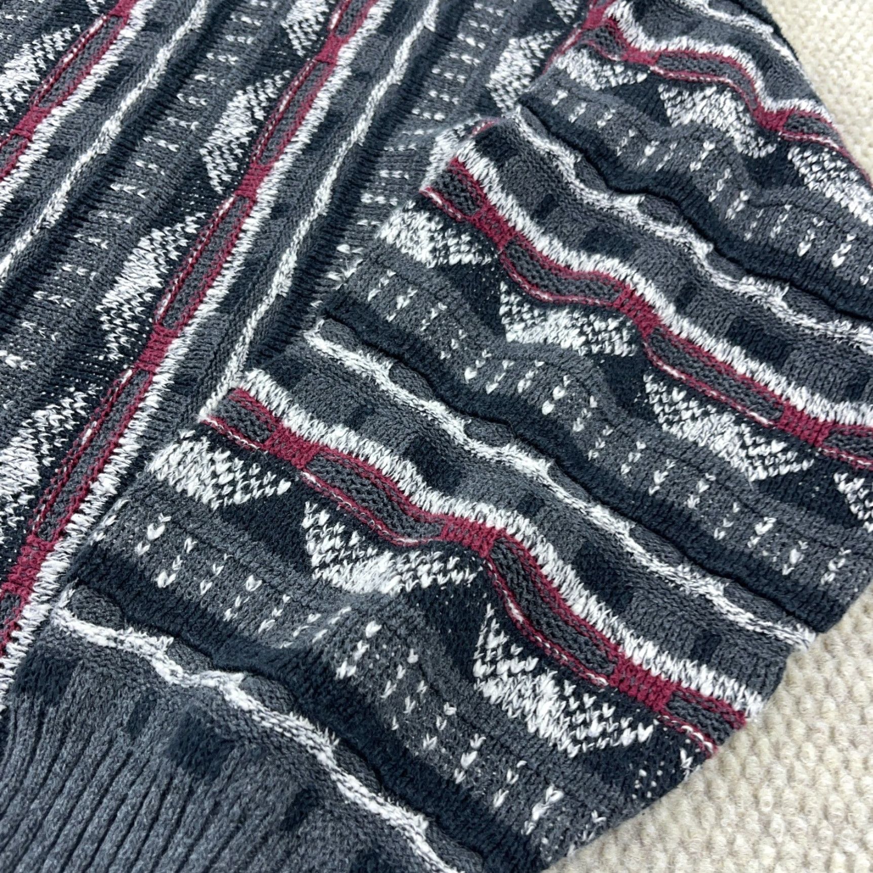 Vintage VINTAGE Men Sweater Knit 3D Gray XLT Biggie Cosby 90s Y2K 2000s Hip Hop Preppy Classic Teacher American Size US XL / EU 56 / 4 - 5 Thumbnail