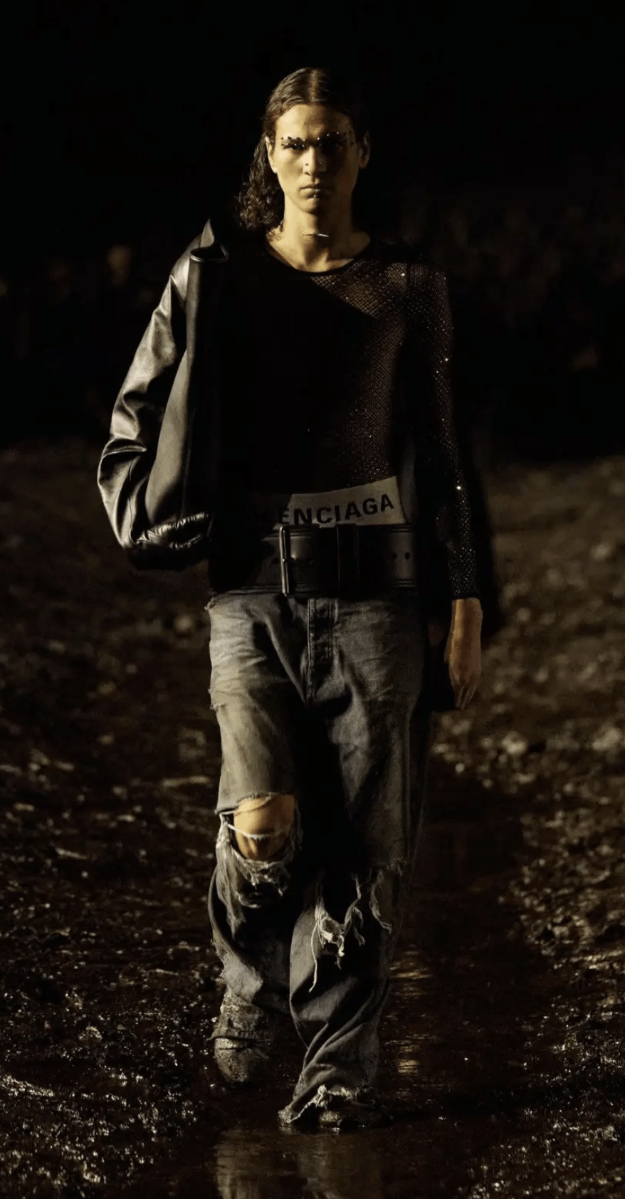 Balenciaga SS23 Runway Baggy Skater Balenciaga Mud Show Ripped Jeans Size US 34 / EU 50 - 12 Thumbnail