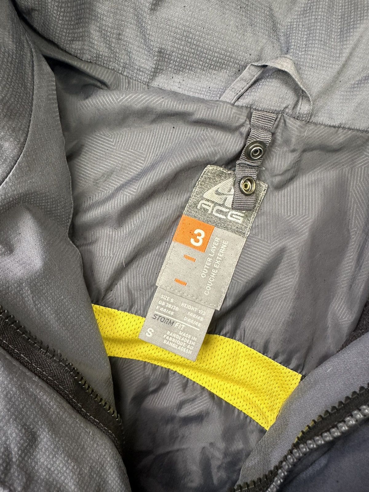 Vintage Vintage Nike Acg Ski-Jacket Distressed Size US S / EU 44-46 / 1 - 9 Thumbnail