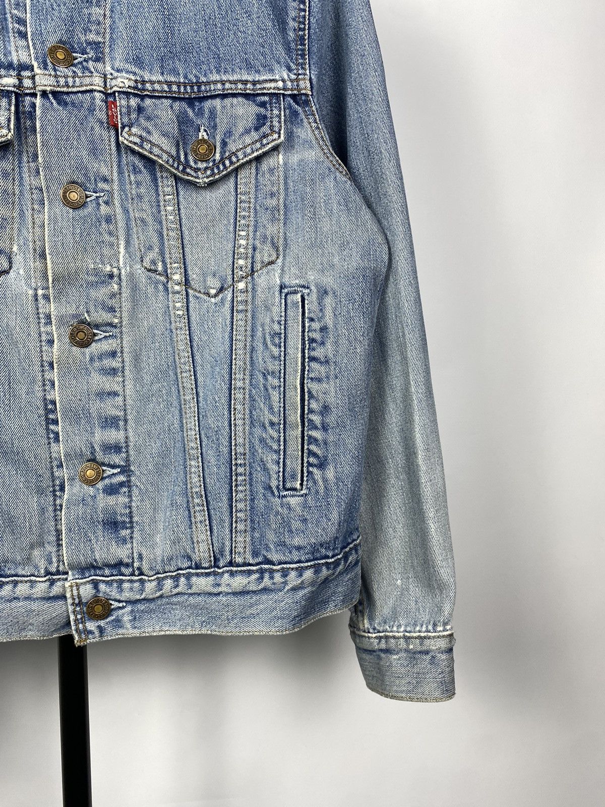 Jean × Levi's × Levi's Vintage Clothing Vintage 90's Distressed Levi's Trucker Denim Jacket Small Size US S / EU 44-46 / 1 - 6 Thumbnail