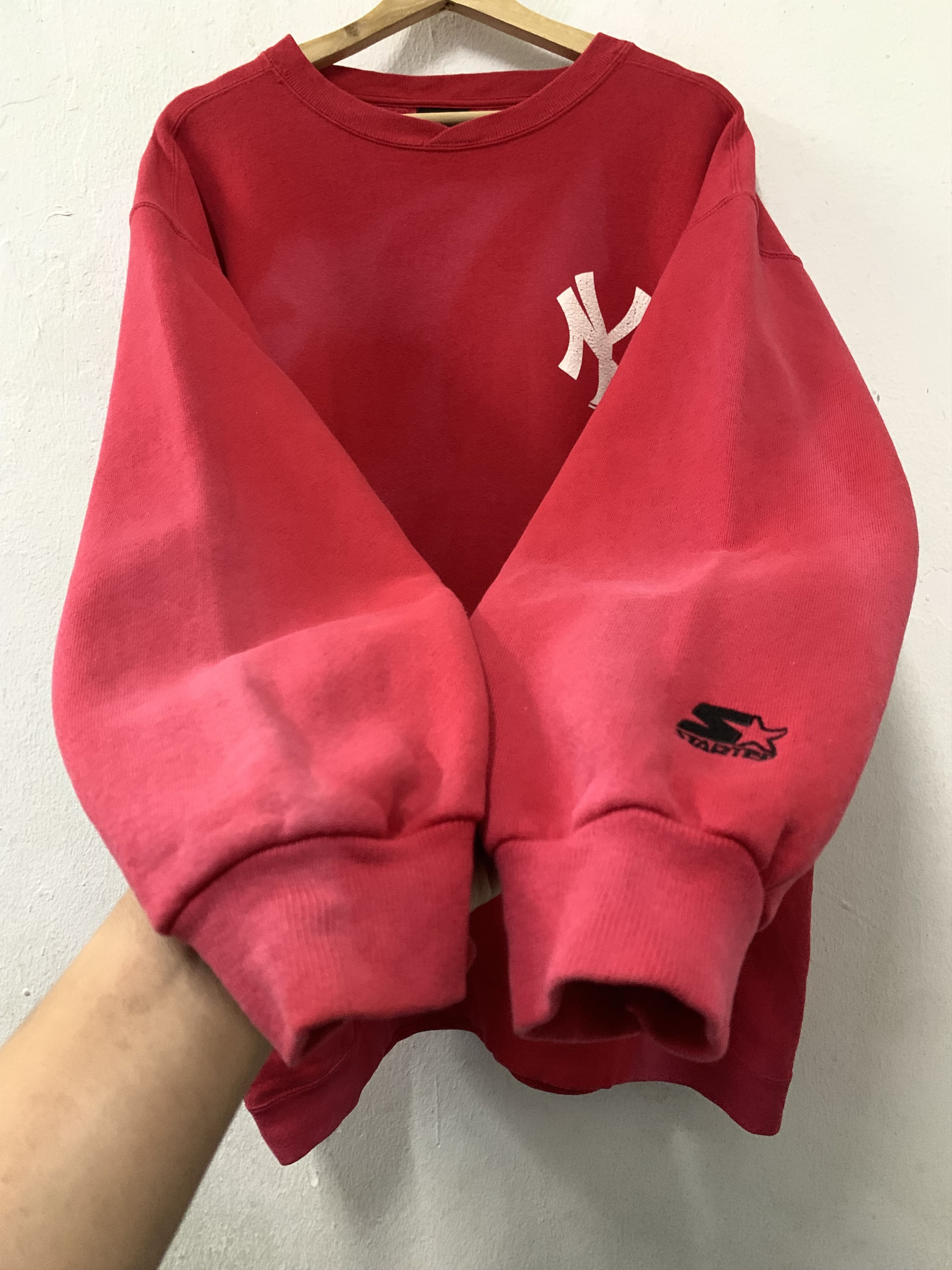Vintage Vintage 97 Starter NY Faded Sweatshirt Size US L / EU 52-54 / 3 - 10 Thumbnail