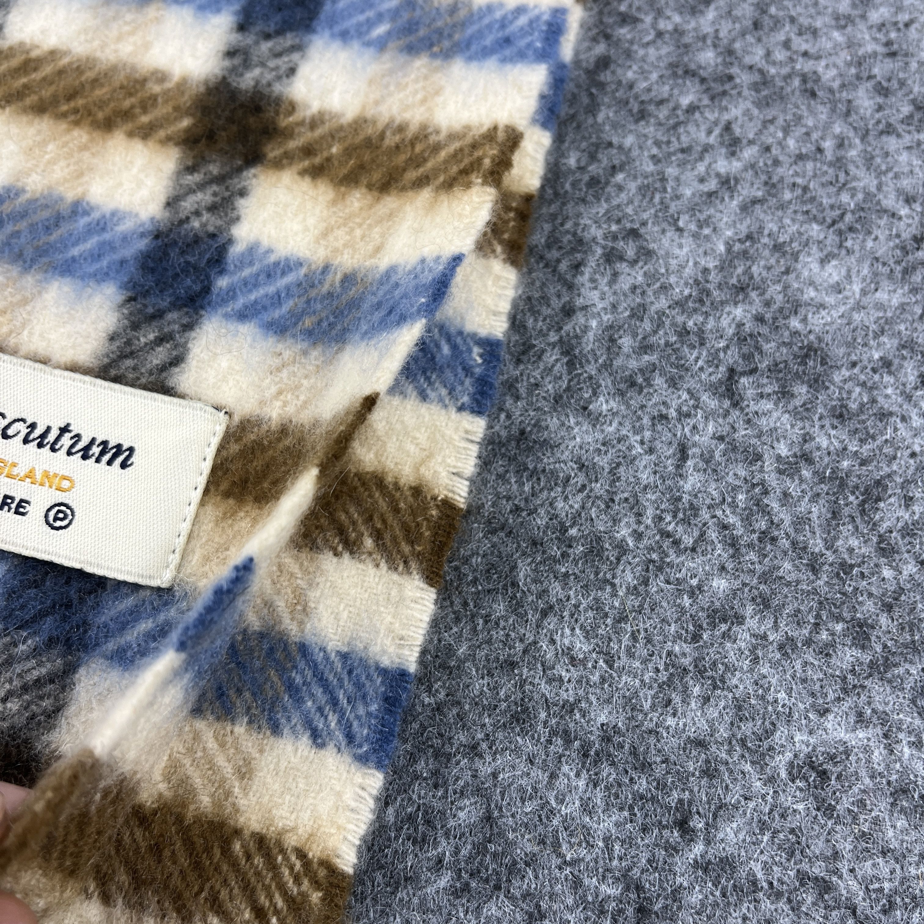 Aquascutum Aquasqutum Scarf / Muffler / Neckwear T1120 Size ONE SIZE - 6 Thumbnail
