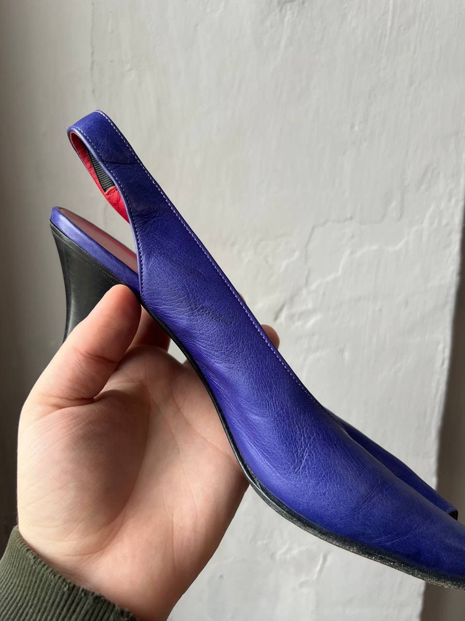 Celine 80’S CELINE ITALY ESCARPINS BLUE LEATHER HEELS CLASSIC SZ 39 Size US 9 / IT 39 - 18 Thumbnail