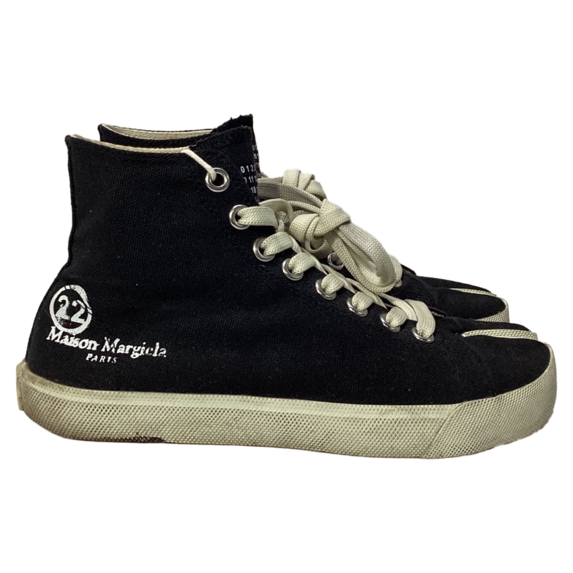 Maison Margiela Maison Margiela Tabi Vandal High-Top Sneakers in Black Canv Size US 6.5 / IT 36.5 - 1 Thumbnail