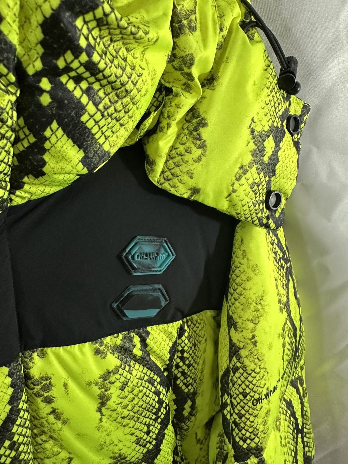 Off-White Off white snakeskin jacket Size US XS / EU 42 / 0 - 2 Thumbnail