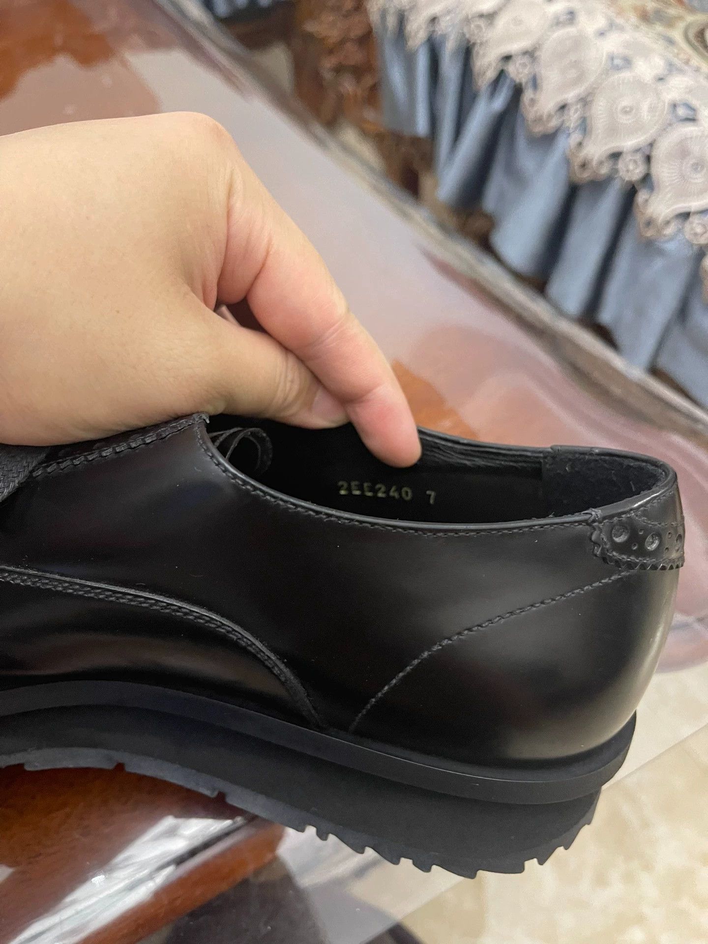Prada Prada Men's 7 Baroque Leather Shoes (Worn Few Times) Size US 7 / EU 40 - 6 Thumbnail