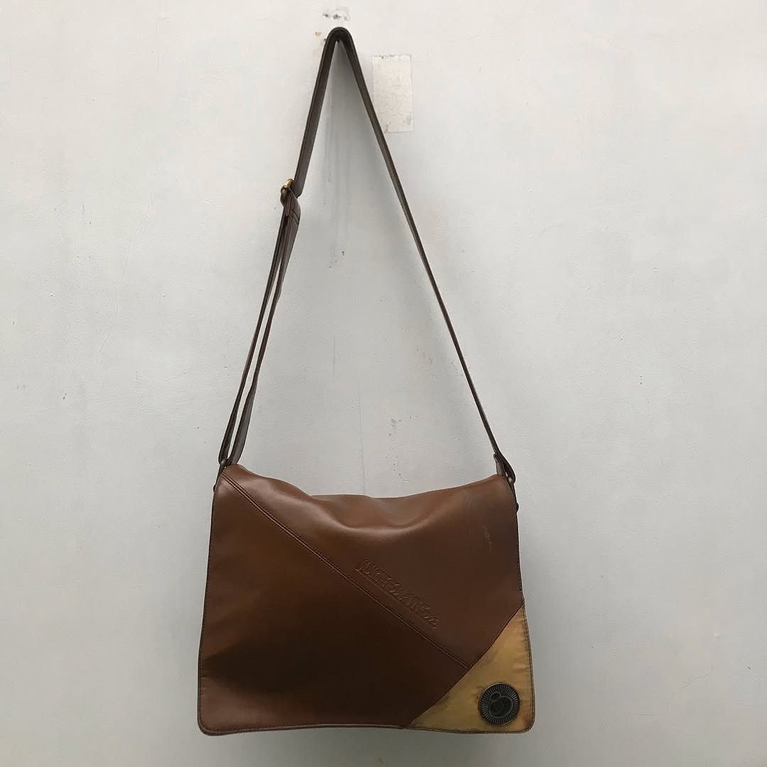 Vintage Vintage Juice Ematic skateboard and surf brown sling messe Size ONE SIZE - 13 Thumbnail