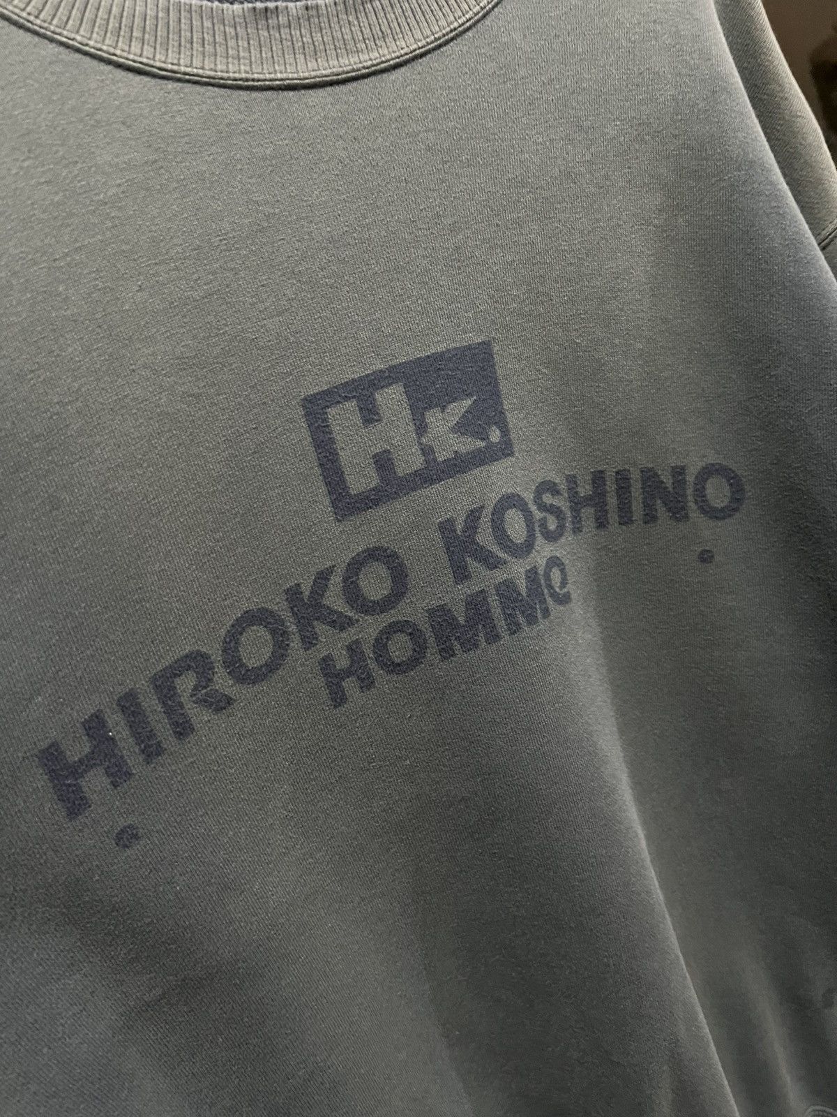 Hiroko Koshino Homme Hiroko Koshino Homme Distressed Sun Faded Grunge Sweatshirt Size US L / EU 52-54 / 3 - 4 Thumbnail