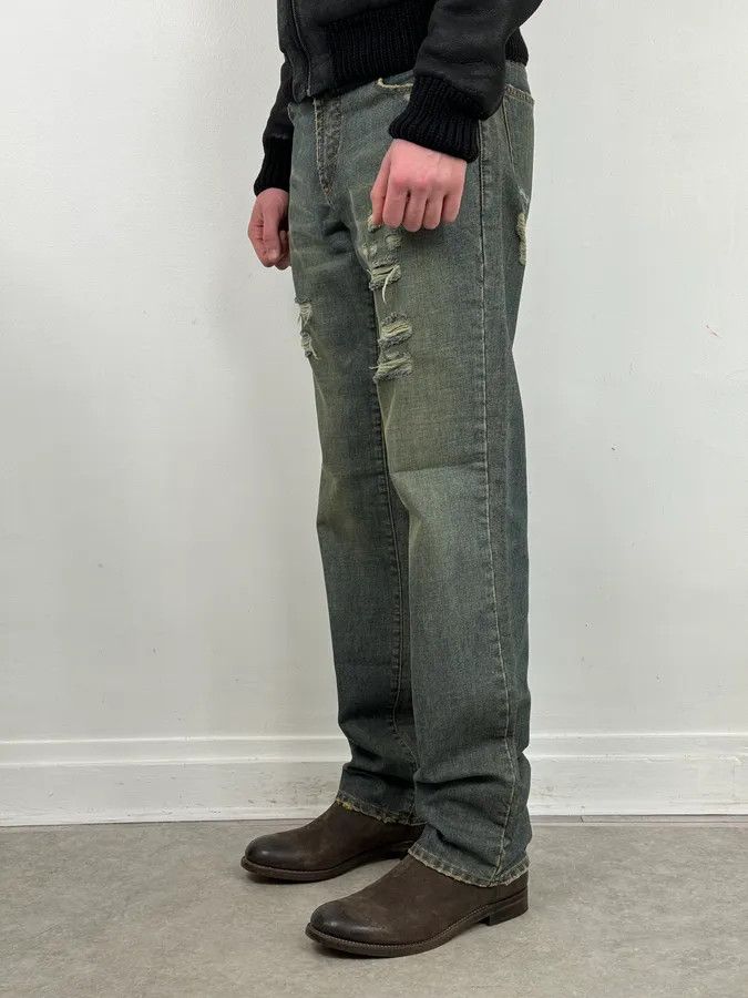 Dolce & Gabbana 2000s Dolce & Gabbana Faded Blue Denim Distressed Jeans Size US 32 / EU 48 - 3 Thumbnail