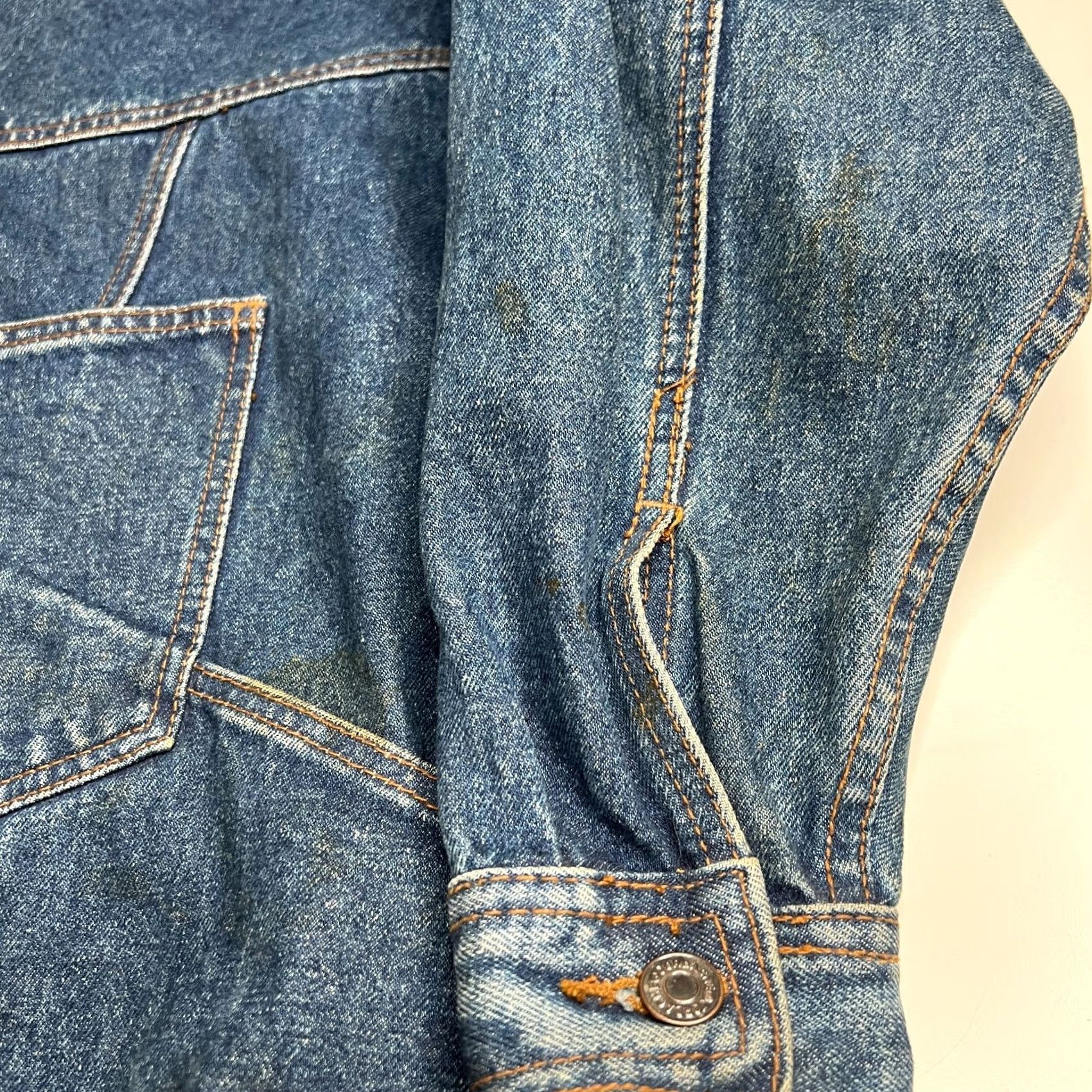 Jordache Vintage Jordache Denim Chore Jacket Mens L Blue 80s 90s Workwear Button Front Pocketed Classic Vintage Style Regular Fit Size US L / EU 52-54 / 3 - 7 Thumbnail