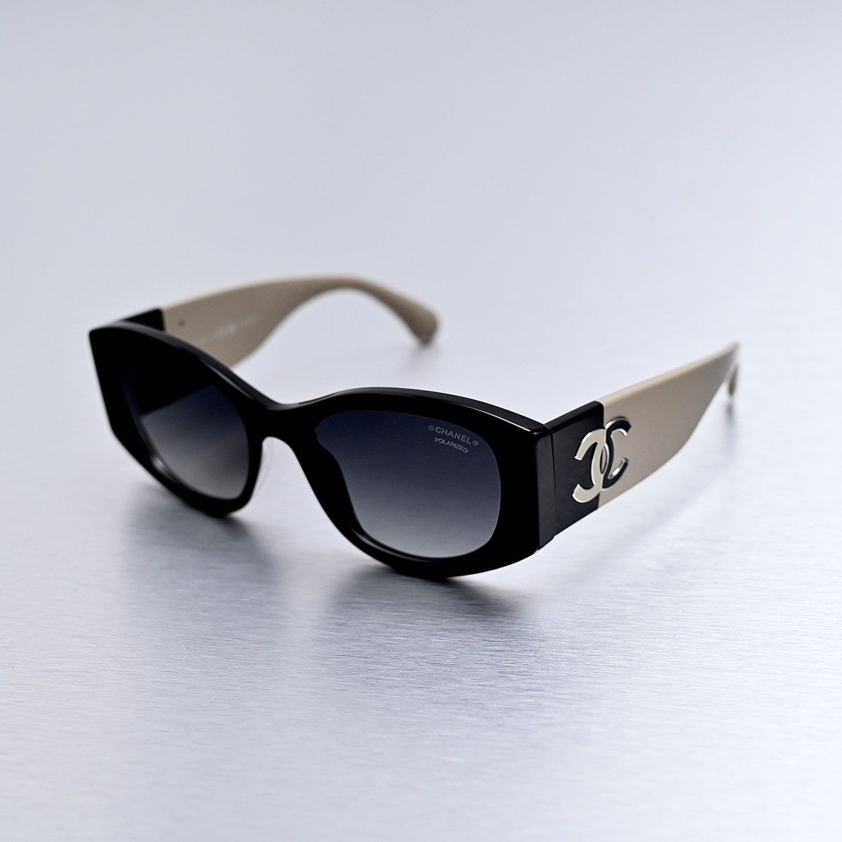 Chanel CHANEL 0CH5524 SUNGLASSES Size ONE SIZE - 1 Thumbnail