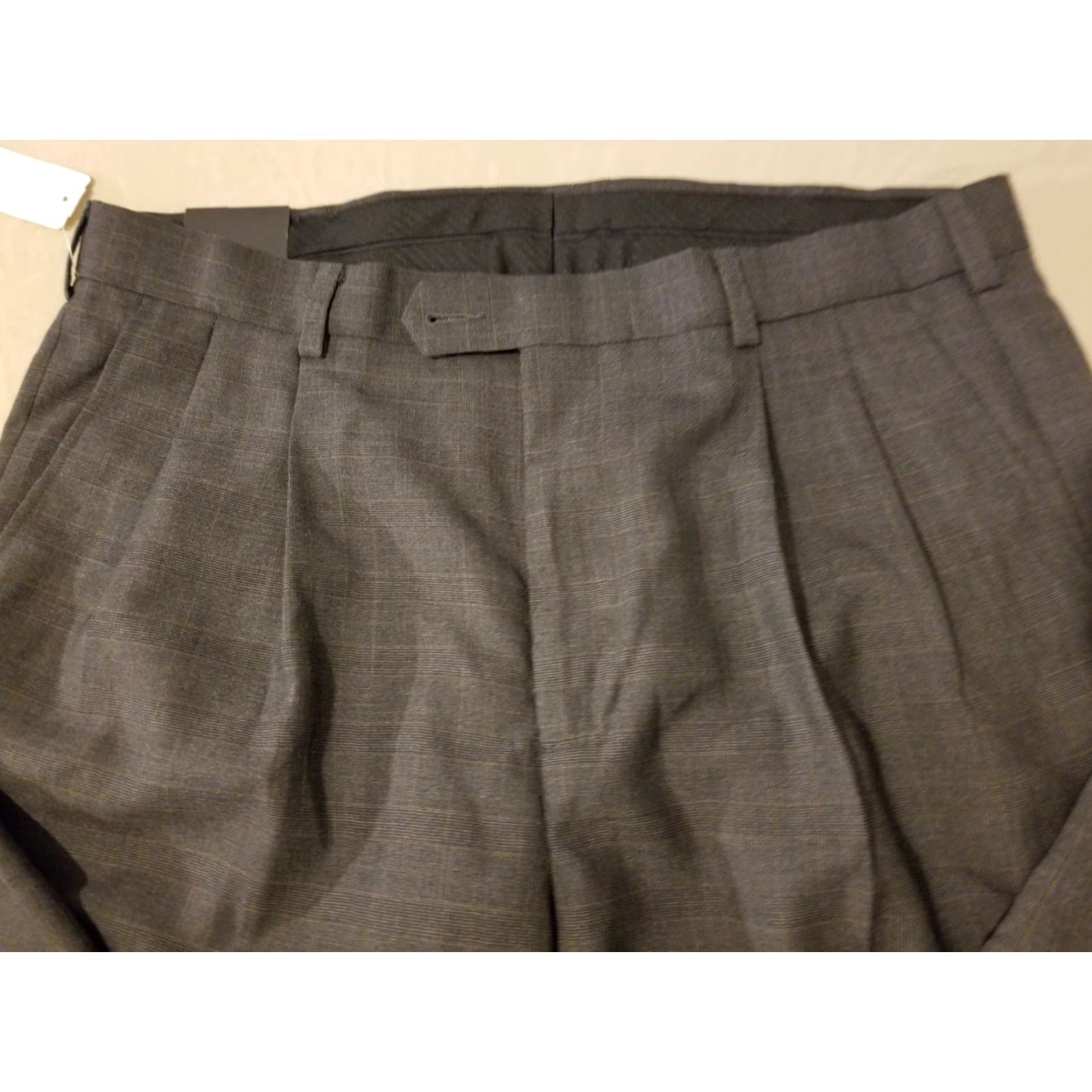 Van Heusen VAN HEUSEN Mens Dress Pants 36x30 Gray Regular Inseam 30 Chino Slack Trousers Pants Size US 36 / EU 52 - 6 Thumbnail