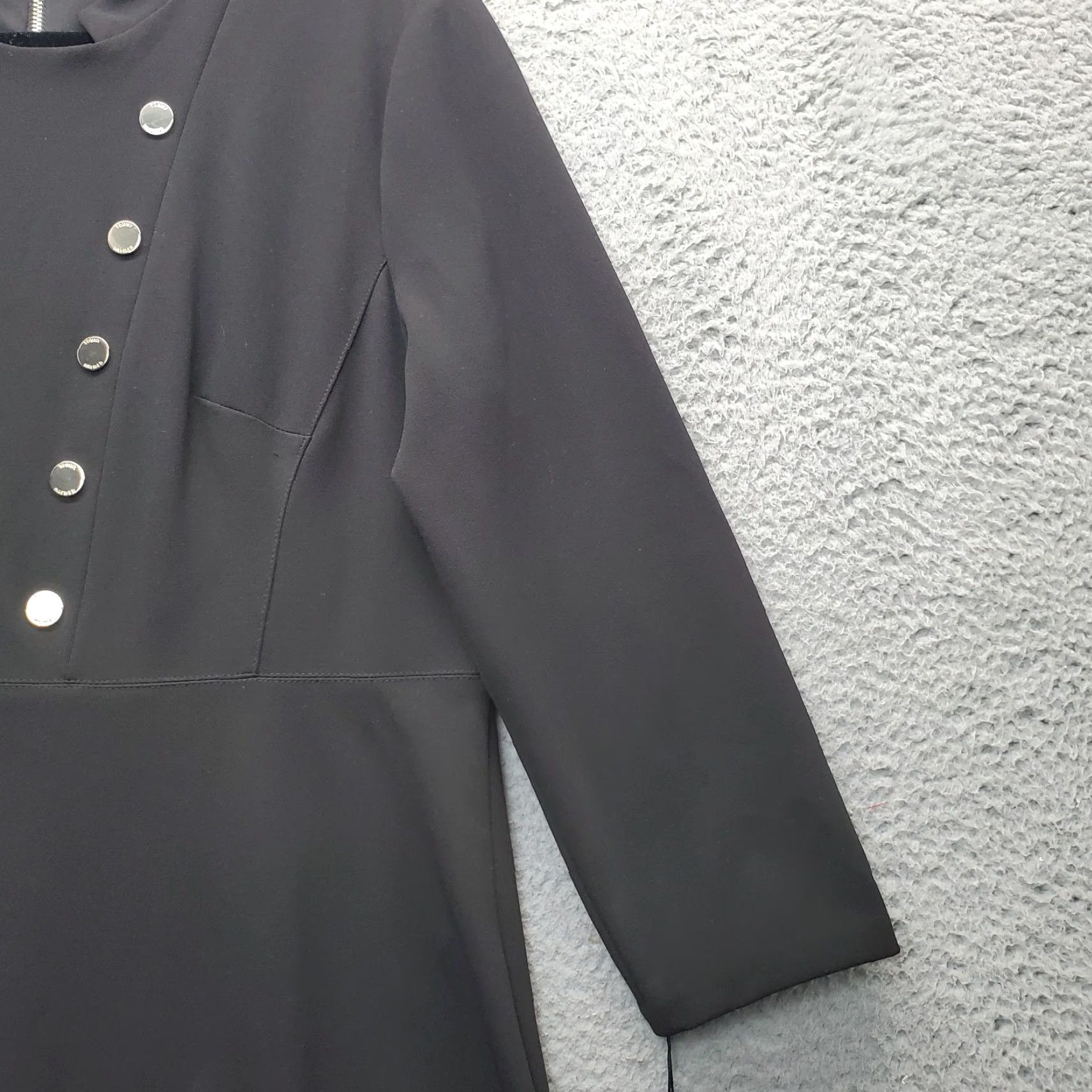 Tommy Hilfiger Tommy Hilfiger Shift Dress Womens 16 Black Crew Neck Button Detail Back Zip Shirt Womens Size 16 Black Casual Dress 90s? Size XXL / US 16-18 / IT 52-54 - 5 Thumbnail