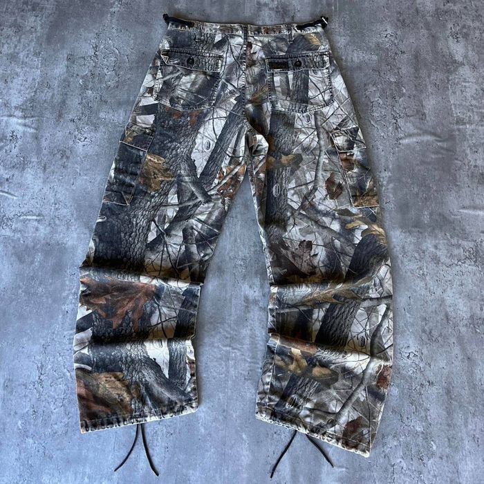 Vintage Vintage Y2K Camouflage Baggy Cargo / Utility Camo Pants | Grailed