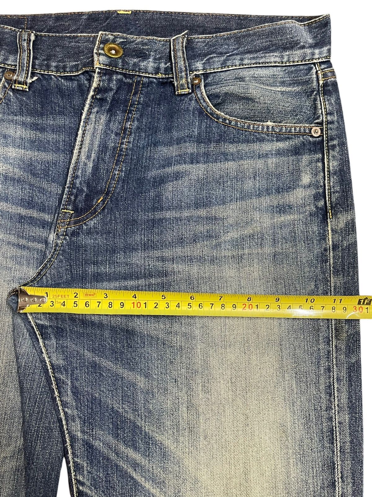 Uniqlo Vintage Japanese Uniqlo Blue Faded Wash Distress Style Jeans Size US 34 / EU 50 - 15 Thumbnail