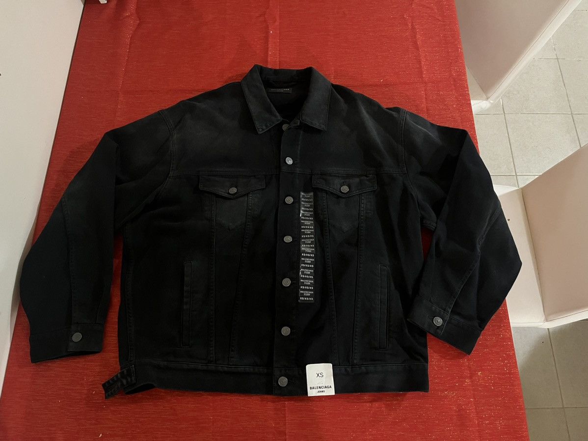 Balenciaga Balenciaga Oversized Denim Jacket Sz XS Size US XS / EU 42 / 0 - 20 Thumbnail
