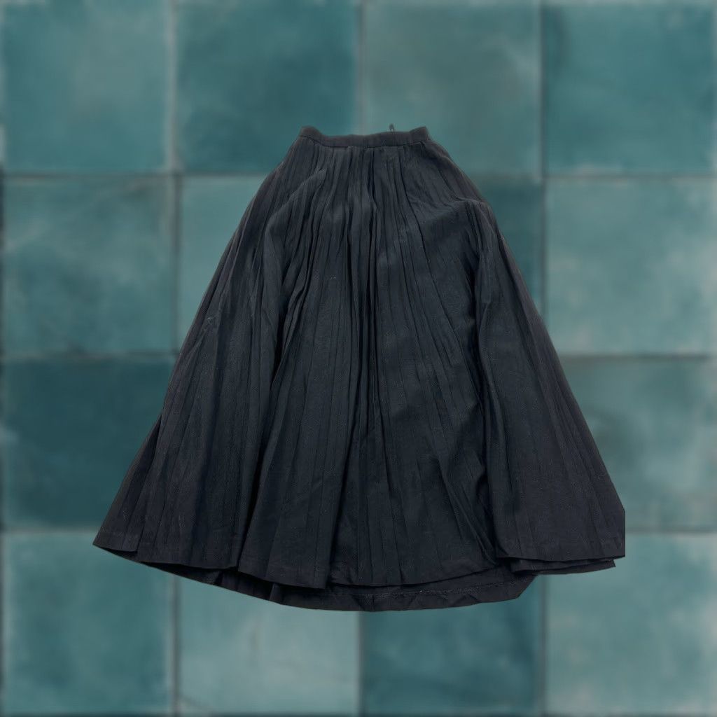 Vintage Gosse Skirt Women’s 26 Black Pleated Maxi Size 26" / US 2 / IT 38 - 1 Thumbnail