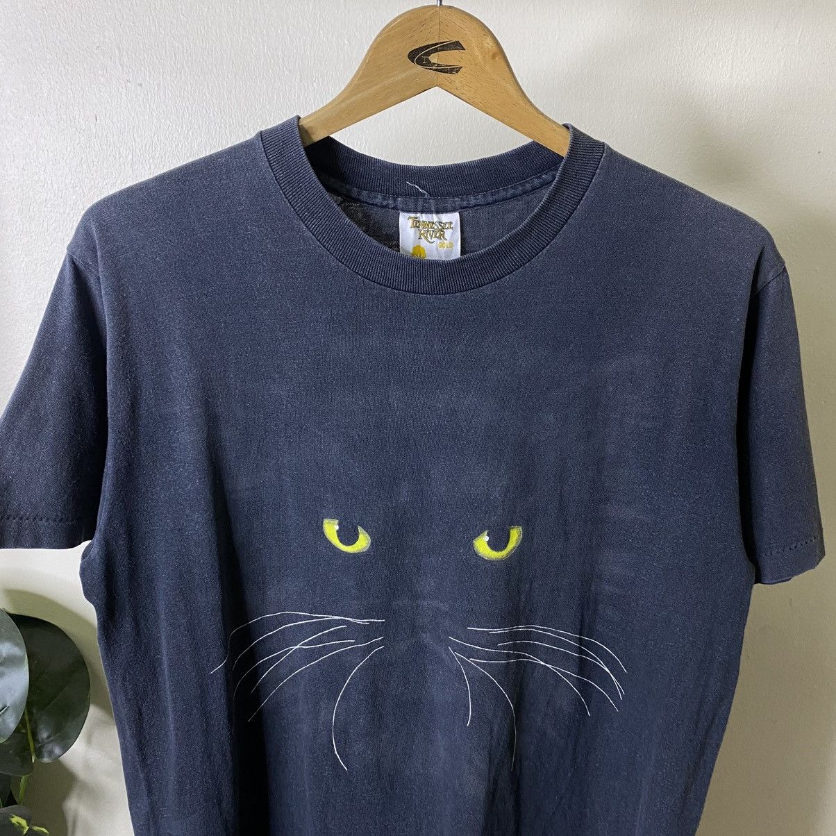 Vintage 1990s Black Cat Sunfaded Tee Size US M / EU 48-50 / 2 - 2 Thumbnail