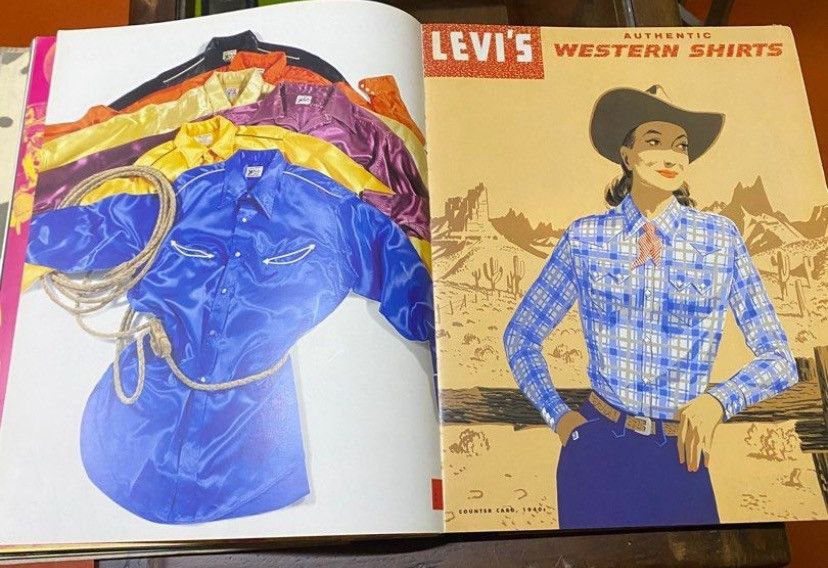 Levi's × Levi's Vintage Clothing × Vintage VINTAGE 1995 LEVIS MAGAZINE STORY ABOUT LEVIS FROM 1800s Size US 26 / EU 42 - 10 Thumbnail