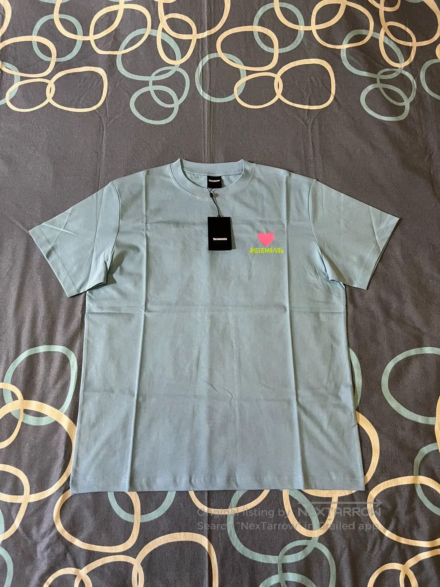 Vetements Vetements Pink Heart Slogan Short Sleeve T-shirt. Size L / US 10 / IT 46 - 1 Thumbnail