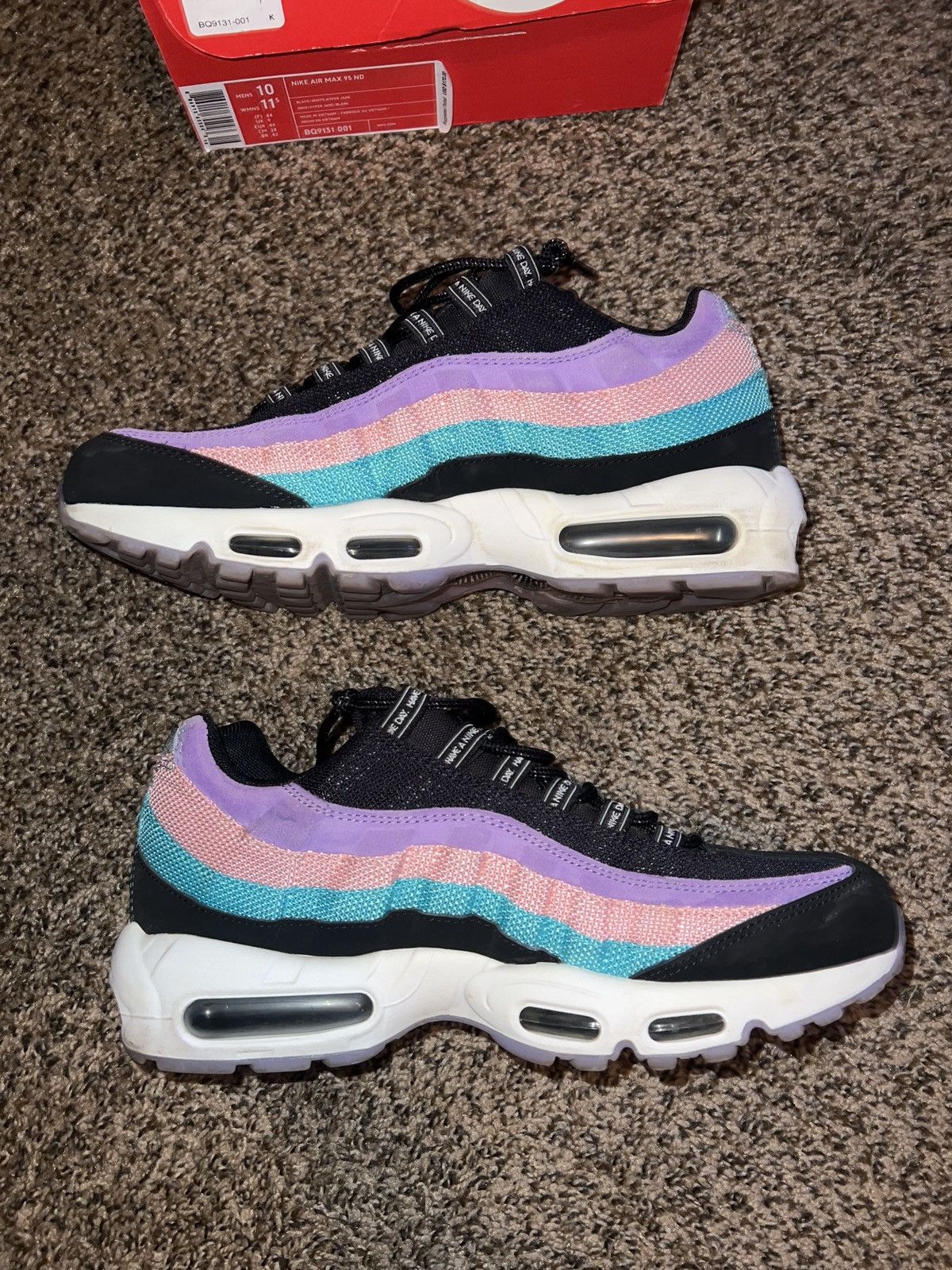 Nike Nike Air Max 95 “Have a Nike day” Size US 10 / EU 43 - 2 Thumbnail