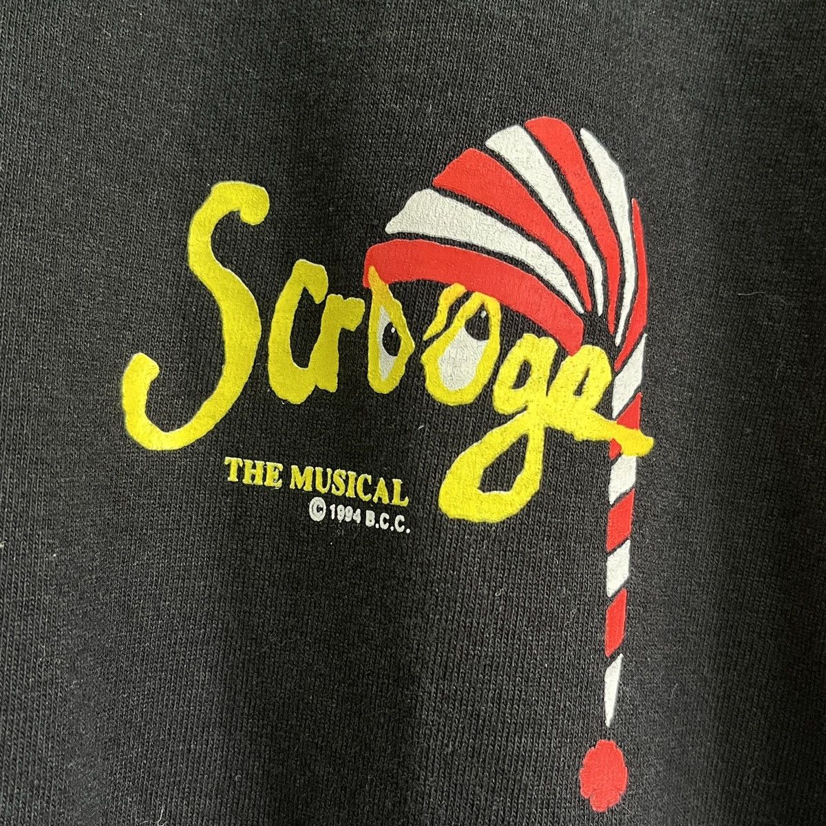 Other Vintage Copyright 1994 Scrooge The Musical TShirt Size US L / EU 52-54 / 3 - 10 Thumbnail