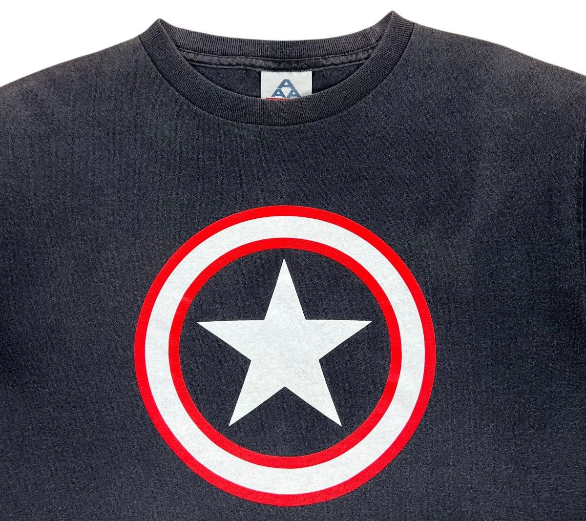 Vintage 90s Vintage Distressed Captain America Superhero Tee Size US M / EU 48-50 / 2 - 3 Thumbnail