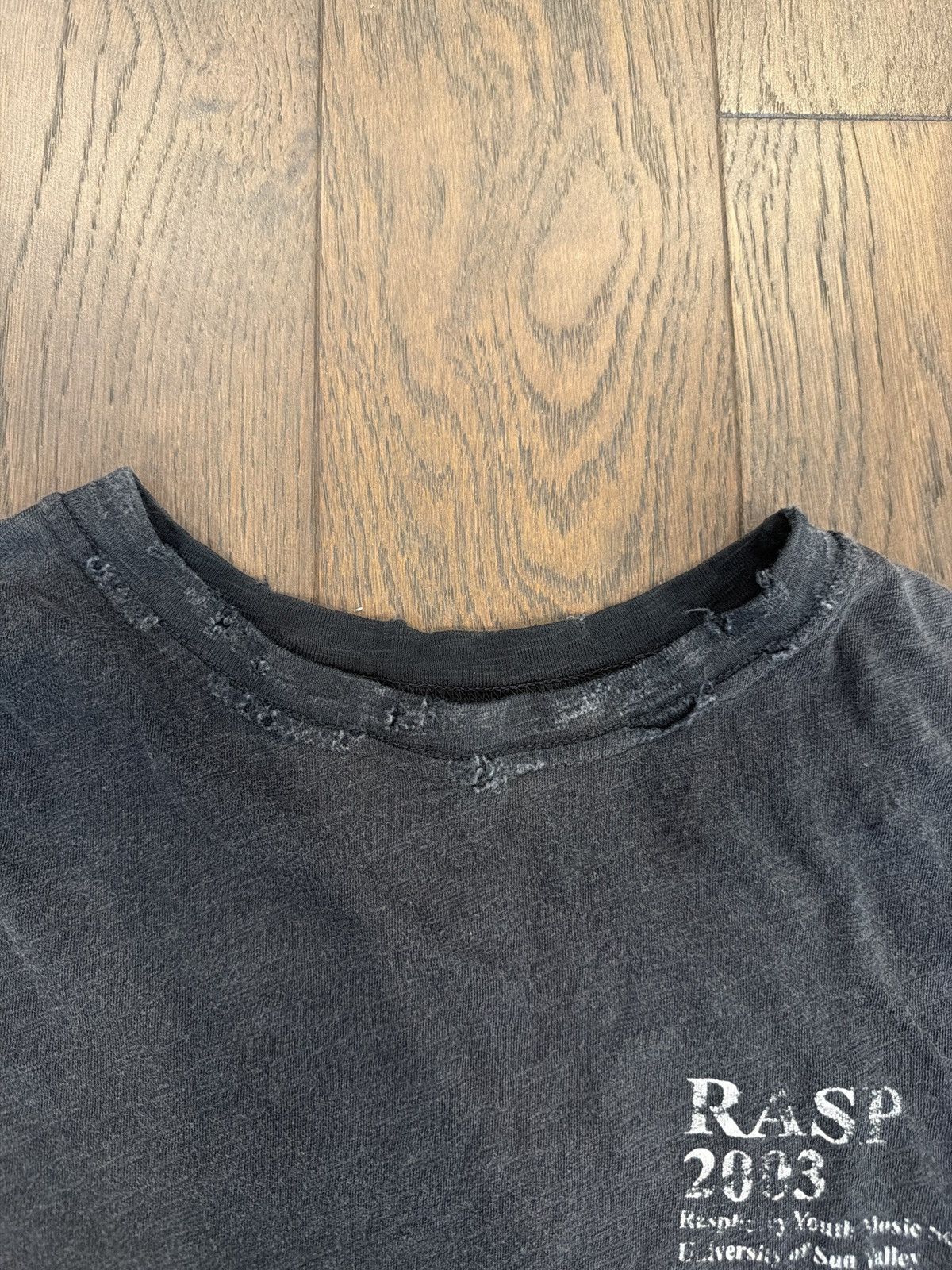 The GV Gallery Gv Gallery Raspberry Hills Music T-Shirt Size M Size US M / EU 48-50 / 2 - 3 Thumbnail