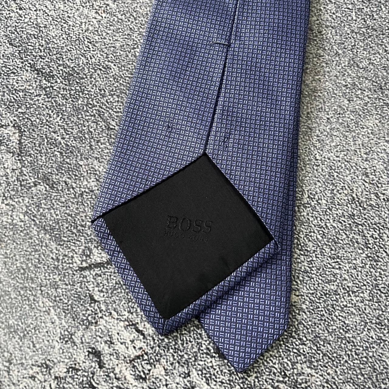 Hugo Boss HUGO BOSS Men's Silk Tie Blue And Ivory Striped Pattern Size 30 - 8 Thumbnail