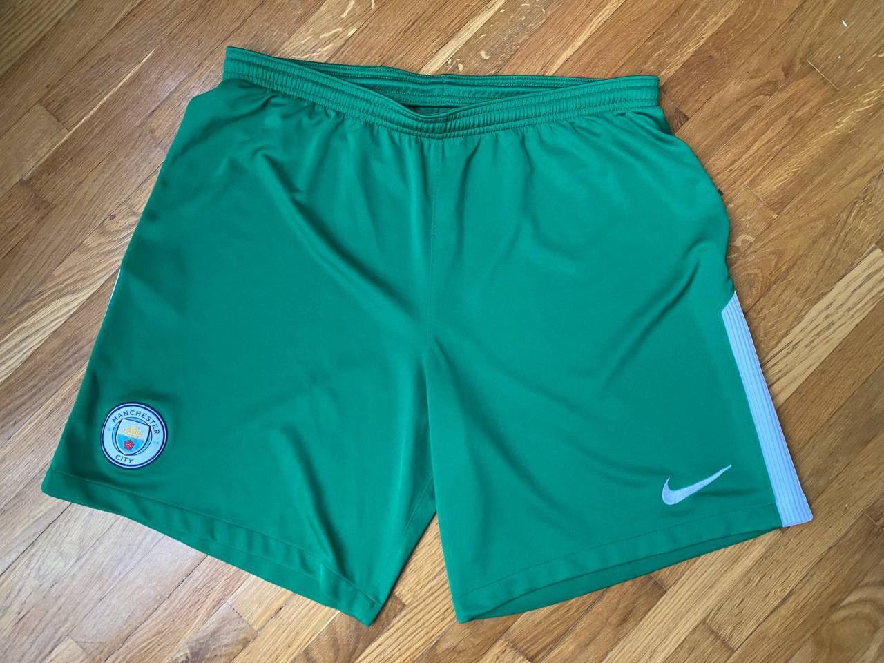 Nike Nike Manchester City FC shorts Size US 36 / EU 52 - 1 Thumbnail