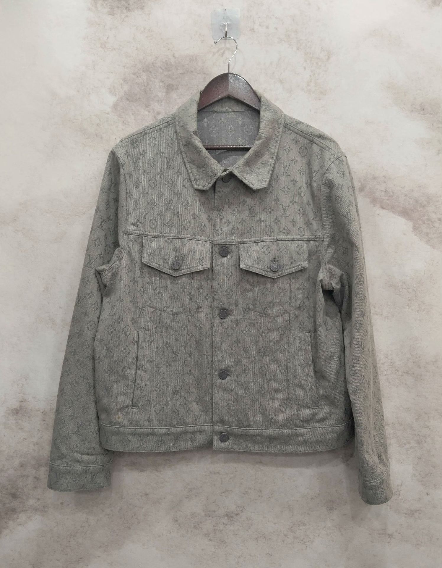 Louis Vuitton Louis Vuitton Light Jacket 36 Men Size US S / EU 44-46 / 1 - 1 Thumbnail