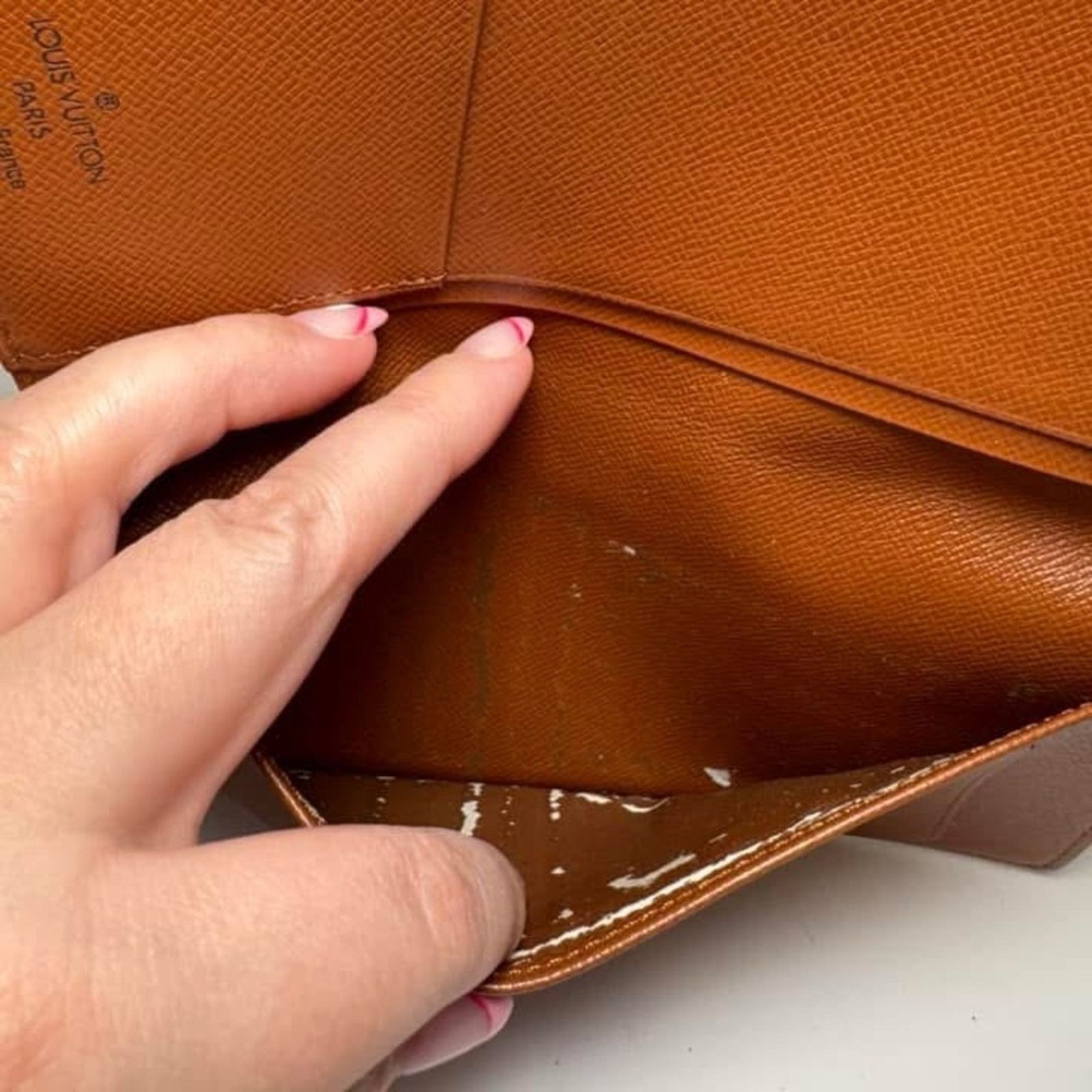 Louis Vuitton Louis Vuitton Monogram Porte Valeurs Cartes Wallet/Passport Size ONE SIZE - 15 Thumbnail