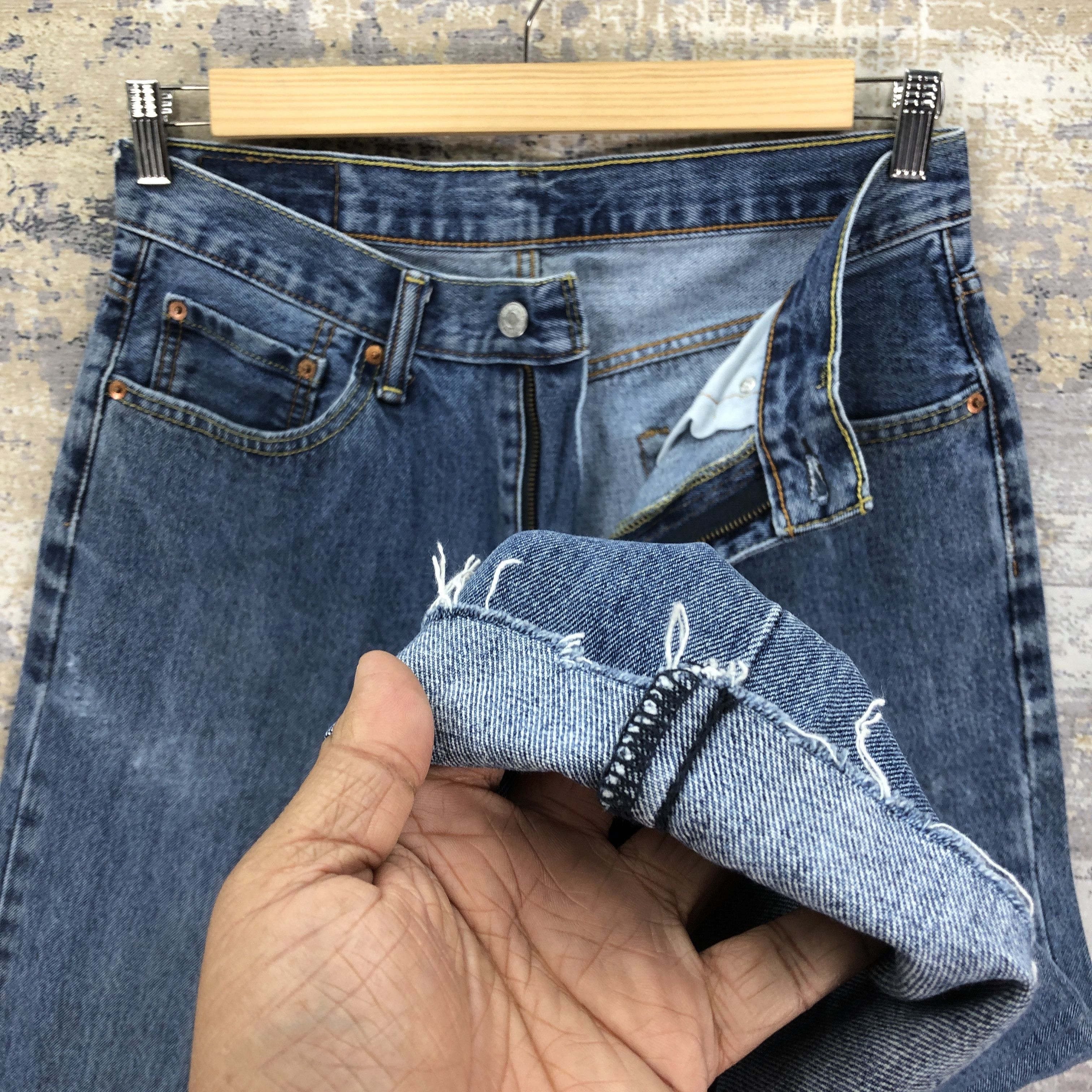 Levi's Vintage Y2K Levis 550 Faded Jeans Distressed Levi's Denim Size US 30 / EU 46 - 8 Thumbnail