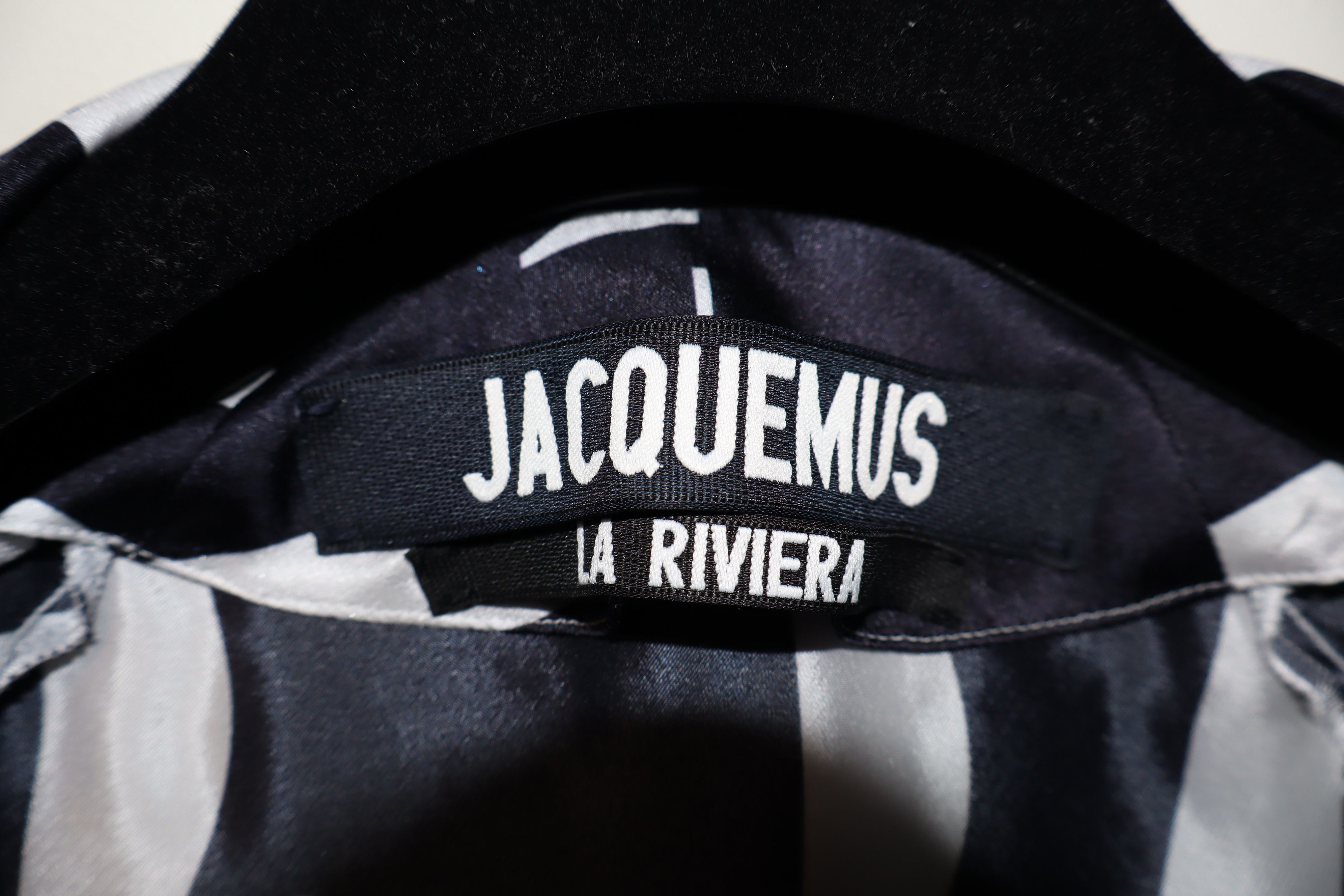 Jacquemus "La Riviera" silk shirt Size XXS / US 00 / IT 34 - 2 Thumbnail