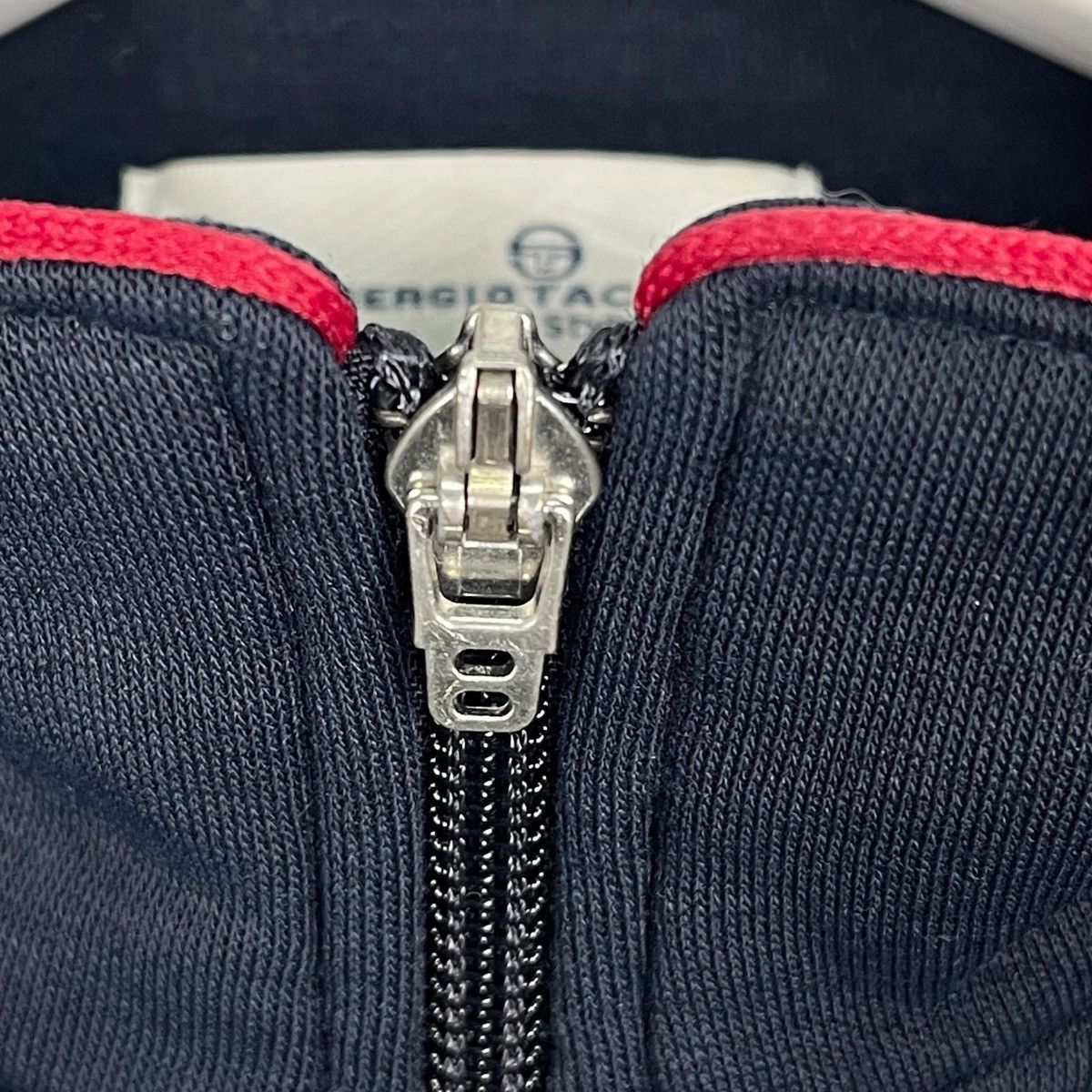 Sergio Tacchini × Vintage Vintage Sergio Ticchini Embroidered Full Zip Size L Size US L / EU 52-54 / 3 - 8 Thumbnail