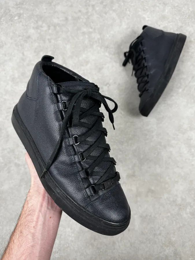 Balenciaga 2010s Balenciaga Dark Navy Arena Grained Leather High Sneakers Size US 9.5 / EU 42-43 - 1 Thumbnail