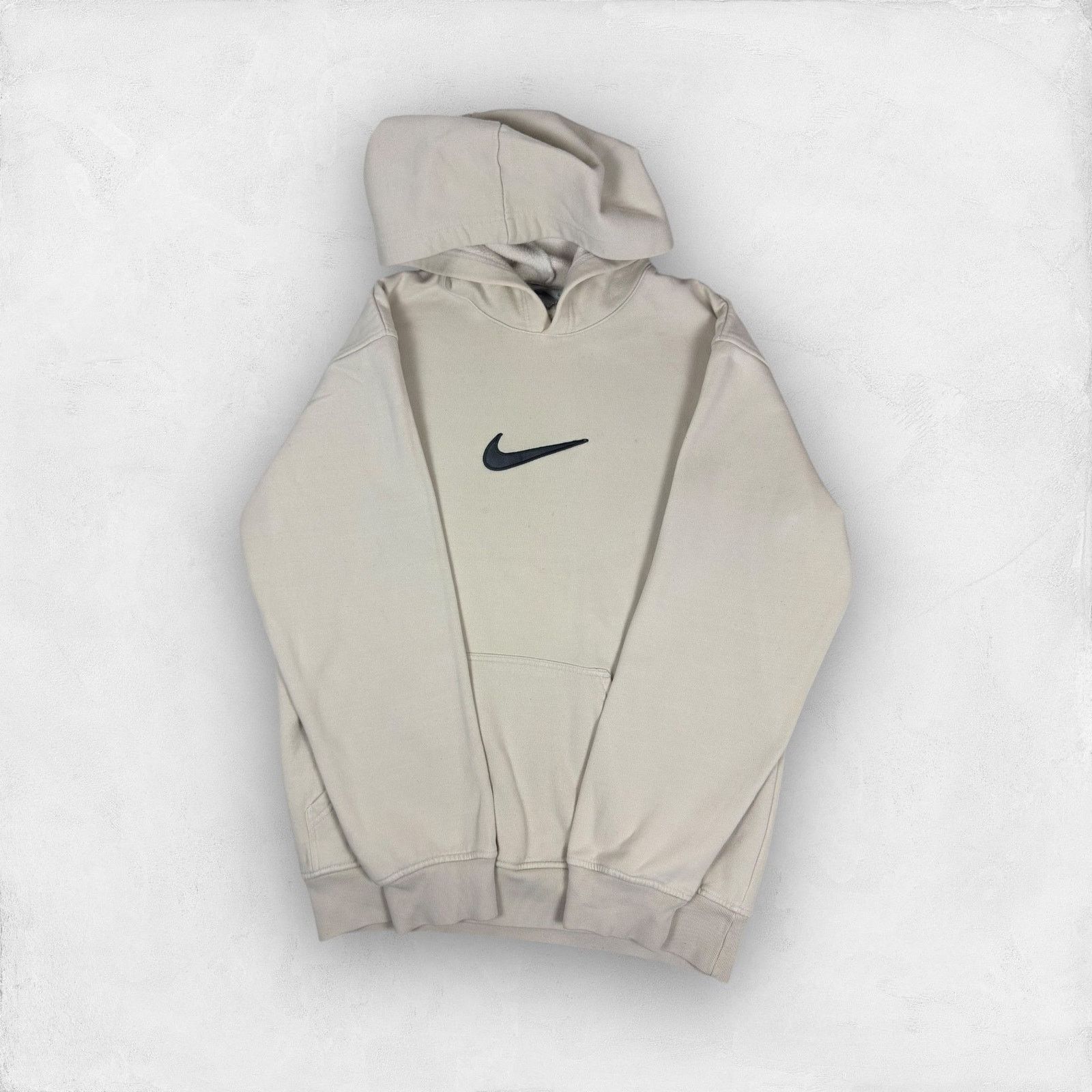 Vintage Nike Men's Beige Center Swoosh Fleece Lined Hoodie M