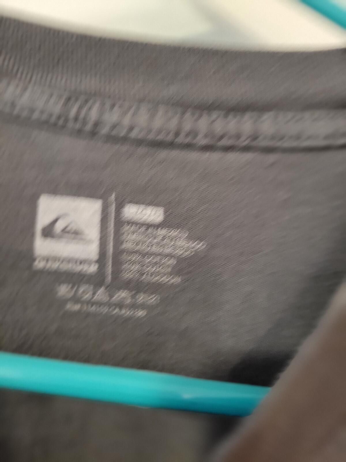 Quiksilver Quiksilver Long Sleeve T-Shirt with Palm Tree Pocket Design Size US M / EU 48-50 / 2 - 3 Thumbnail