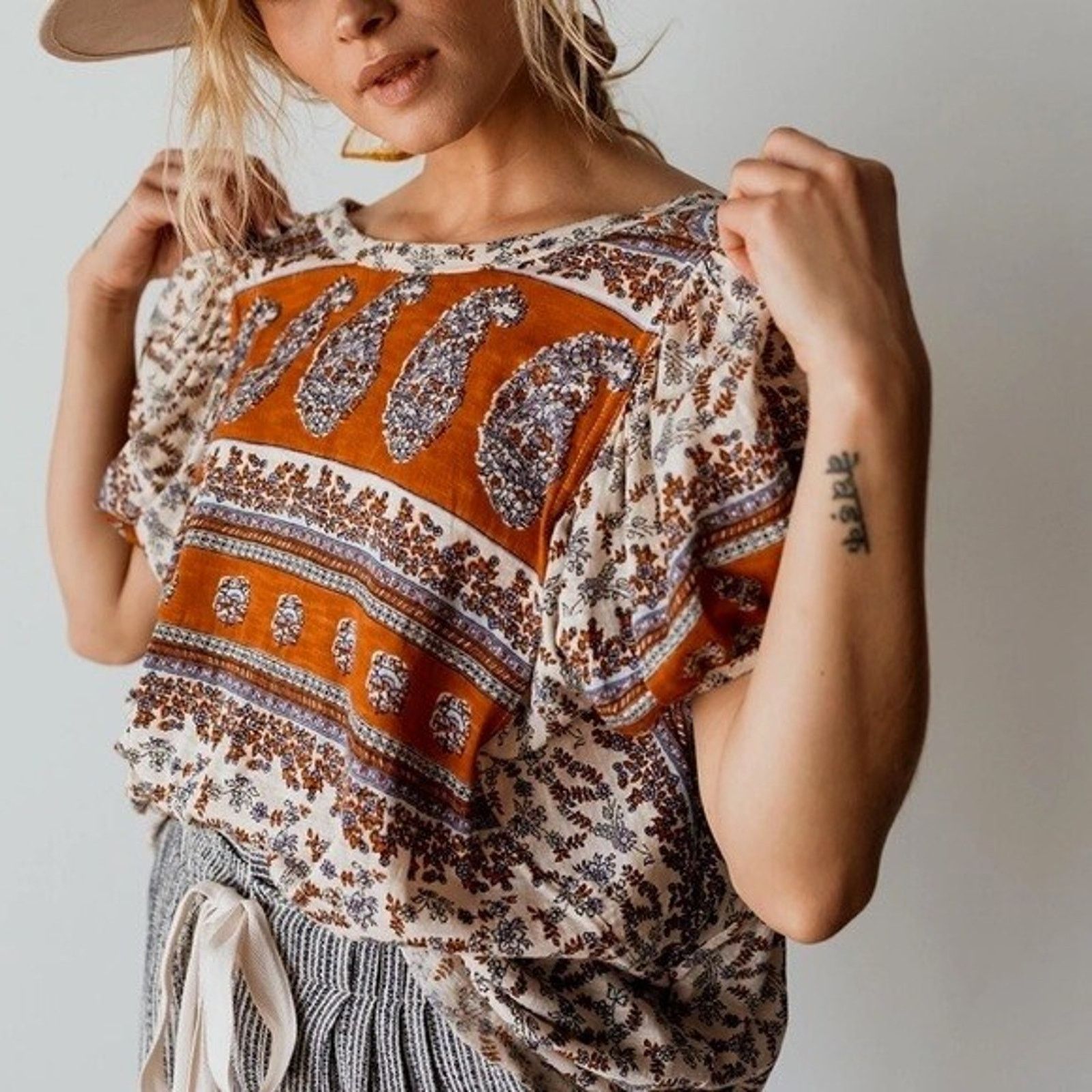 Free People Free People High-Low Paisley-Print T-Shirt M top A002089 Size M / US 6-8 / IT 42-44 - 2 Thumbnail