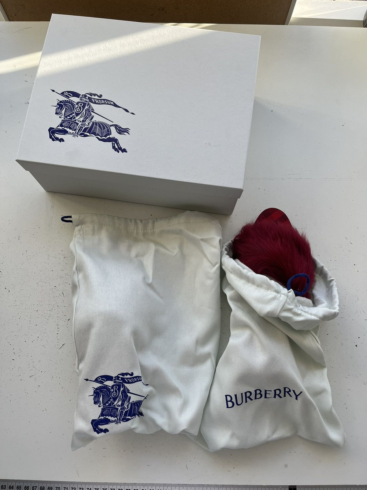 Burberry NWT Eu Size 37 Uk Size 4 Burberry Faux Fur RedHeels Slippers Size US 7 / IT 37 - 3 Thumbnail