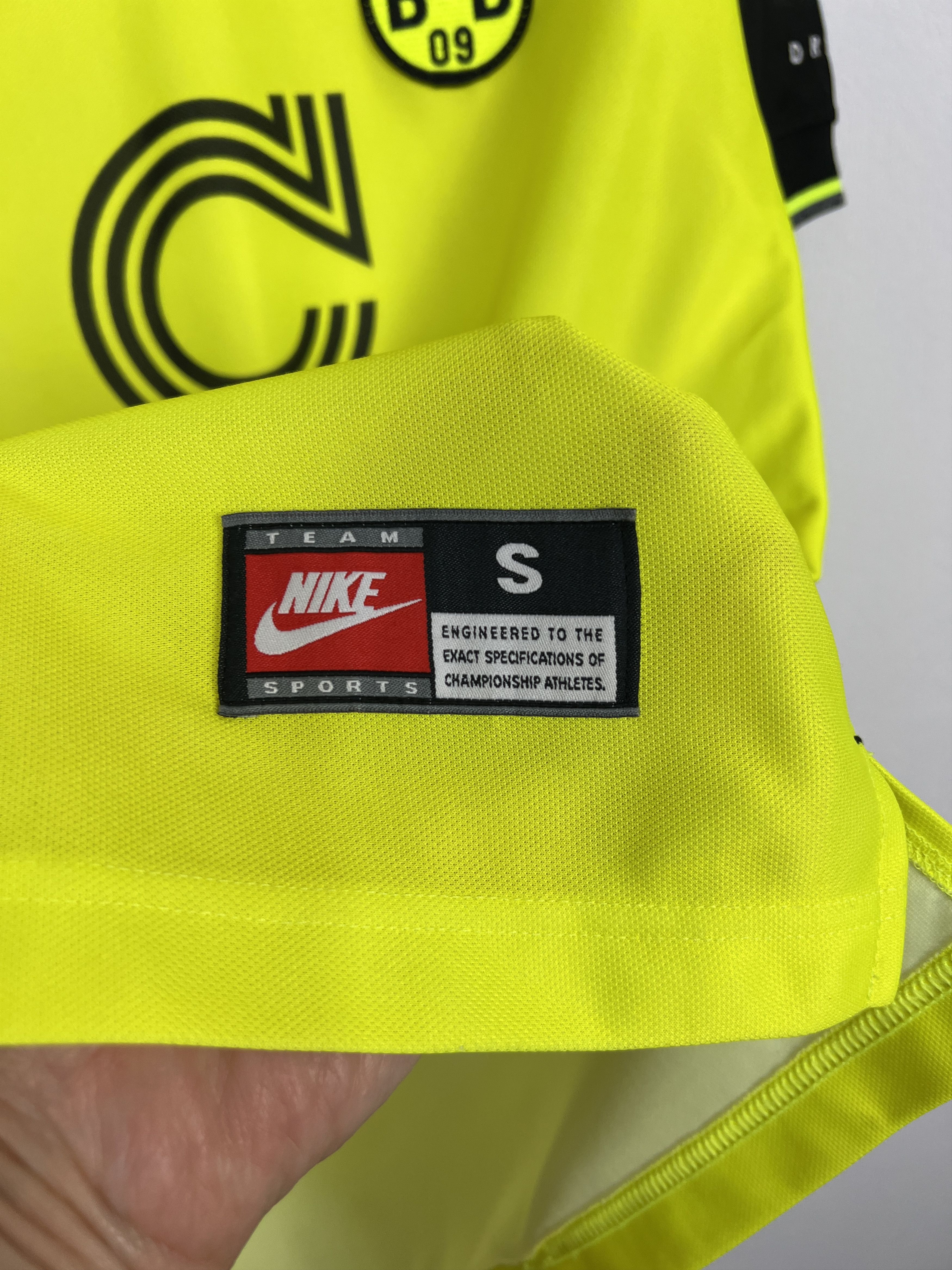 Nike Borussia Dortmund Home football shirt 1997 Soccer Nike Size US S / EU 44-46 / 1 - 5 Thumbnail